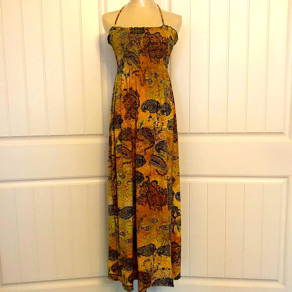 Jordan Taylor Halter top Maxi Dress!